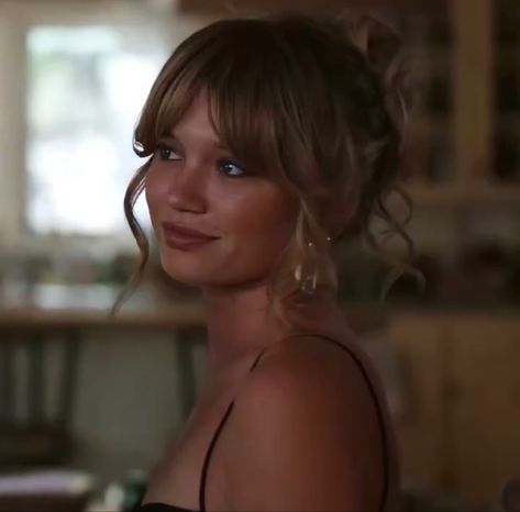 Taylor Jewel Hair, Blonde Characters Female, Taylor Bangs Tsitp, Rain Spencer Hair, Taylor Tsitp Hair, Rain Spencer Aesthetic, Taylor Jewel Icons, Can Cameron Tsitp, Taylor Jewel Season 2