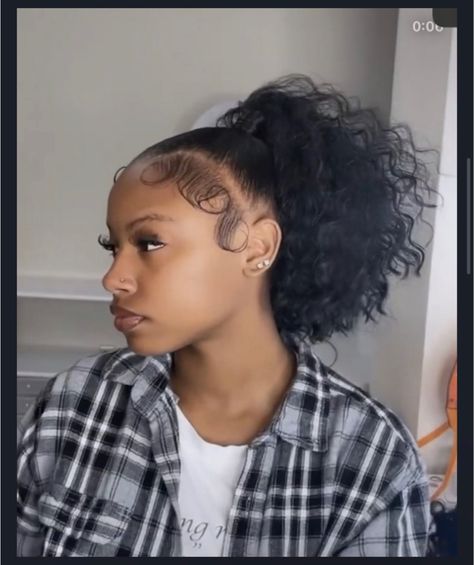 Hair Bun Design, Afro Hair Bun, Afro Bun, Bun Design, Sleek Braided Ponytail, High Ponytail Hairstyles, Weave Ponytail Hairstyles, Sleek Ponytail Hairstyles, Birthday Hairstyles