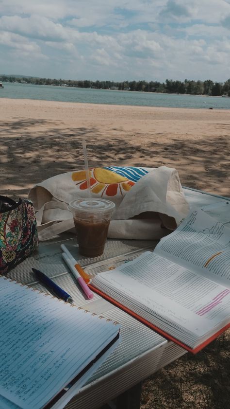 Holy Girl Summer Aesthetic, Beach Bible Study, Summer Bible Study, Holy Girl Aesthetic, Girl Bible Study, Short Bible Quotes, Holy Girl, Inspire Bible Journaling, Christian Post