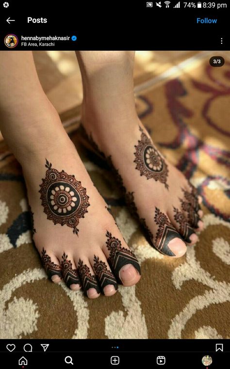 Mehndi In Leg, Bridal Hand And Feet Mehndi, Foot Finger Mehndi Designs, Leg Mehandi Designs For Bride, Mehndi Designs Foot Simple, Foot Simple Mehndi Design, Mehendi Designs For Feet Simple, Mehandi For Legs Simple, Lag Mehndi Design Simple