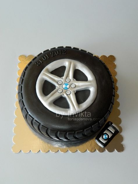 BMW Tire cake — Cars / Trucks / Automobiles Bmw Torte, Tyre Cake, Bmw Cake, Motorbike Cake, Tire Cake, Motorcycle Cake, Car Cakes, Wheel Cake, Truck Cakes