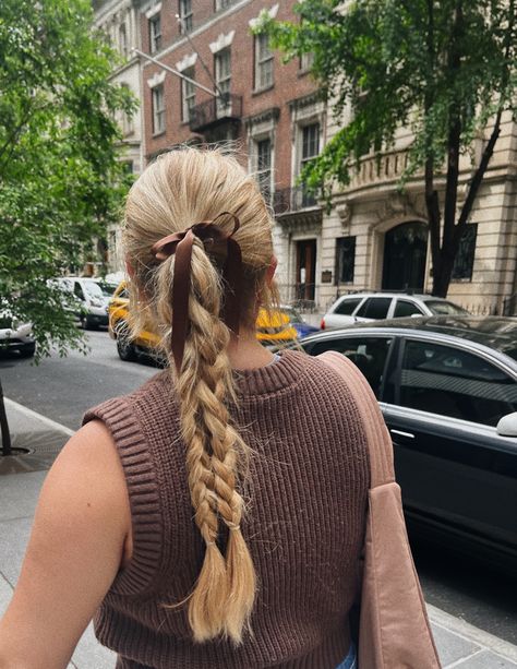 Fun Updos For Long Hair, Hairstyles Long Layered Hair, Hiking Hair Styles, Outdoor Hairstyles, Double Braid Hairstyles, Europe Hair, Running Hair, Running Hairstyles, Rainy Day Hairstyles