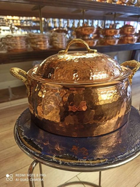 Vintage Copper Cookware Copper Pots Oriental Kitchenware - Etsy Tv Unit Decor Ideas, Unit Decor Ideas, Parisian Balcony, Beautiful Kitchenware, Vintage Kitchen Gadgets, Copper Kitchen Decor, Culinary Cooking, Tv Unit Decor, Fine China Dinnerware