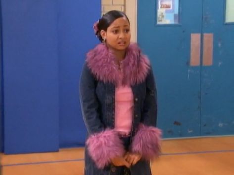 That's So Raven Disney Channel Characters, Raven Outfits, Raven Costume, So Raven, That's So Raven, 90s Inspired Outfits, 00s Fashion, Early 2000s Fashion, 2000s Outfits