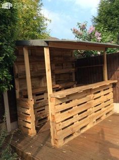 Palet Bar, Casa In Pallet, Bar Pallet, Bar En Palette, Bar En Plein Air, Pallet Bar Diy, Diy Outdoor Bar, Bar Shed, Pallet Bar