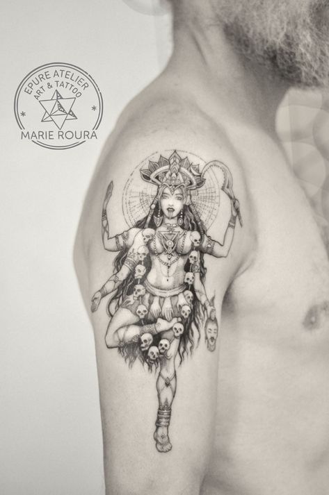 Kali Tattoos, Tattoo Buddhist, Moonlight Tattoo, Celtic Tattoo For Women, Yantra Tattoo, Kali Tattoo, Hindu Tattoos, Scalp Tattoo, Spiritual Tattoo