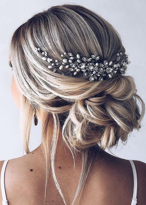 Loose Bridal Updo, Bride Hairstyles Updo, Messy Wedding Hair, Loose Updo, Wedding Hair Up, Bridal Hair Updo, Wedding Hair Inspiration, Bridal Updo, Updo Hairstyles