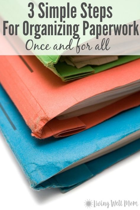 Check out these smart solutions to keep your paperwork organized once and for all! Whether you prefer digital organization or tangible, keep your papers decluttered the easy way. Organization Paperwork, Paper Decluttering, Paper Clutter Organization, Organizing Paperwork, Paper Clutter, Get Organised, Digital Organization, Clutter Organization, Office Supply Organization