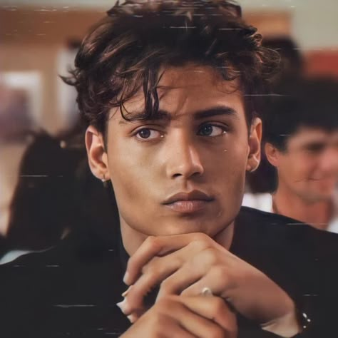 Johnny Depp Haircut, 80s Haircuts, Johnny Depp Hairstyle, 90s Johnny Depp, 90s Hairstyles Men, 90s Haircuts, 90s Actors, Young Johnny Depp, Johnny D