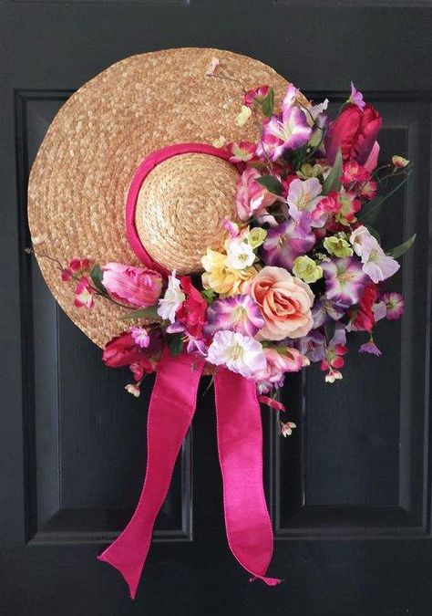 via Spring Wreaths For Front Door Diy, Couronne Diy, Spring Wreaths For Front Door, Diy Spring Crafts, Diy Spring Wreath, Spring Front Door Wreaths, Door Wreaths Diy, Spring Door Wreaths, Spring Wreaths