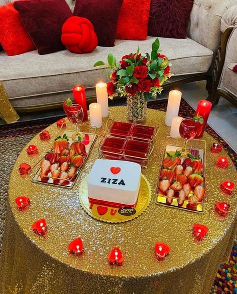 Red and Gold themed romantic date simple table setting Red And Gold Table Setting, Date Night Decor, Simple Table Setting, Romantic Room Surprise, Gold Table Setting, Romantic Room Decoration, Candy Land Birthday Party, Simple Table Settings, Romantic Surprise