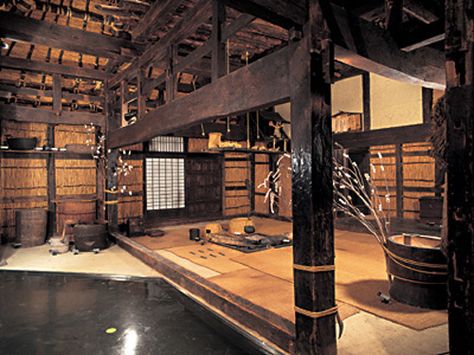 Japanese Home Interior, Japanese Traditional Architecture, Traditional Japanese Home, Japan Interior, Japanese Buildings, Japanese Home Design, Traditional Japanese Architecture, Positive Aspects, Greek Architecture