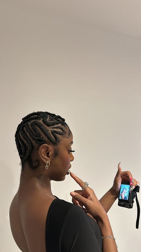 Head Braids, Flips Hair, Head Braid, Women Cornrows, Hairstyles Pictures, Braided Cornrow Hairstyles, Bald Hair, Quick Braided Hairstyles, Protective Hairstyles Braids