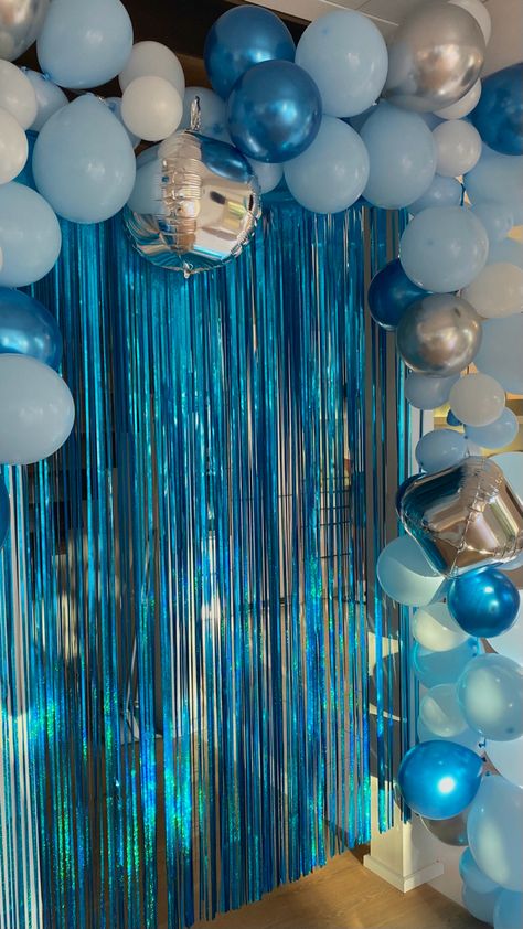 Mamma Mia Birthday Decoration, Blue Birthday Theme Decorations, Birthday Blue Theme Decoration, Blue Themed Bday Party, Mama Mia Hoco Theme, Mamma Mia Theme Birthday, Mama Mia 20th Birthday, 12 Birthday Theme Ideas, Blue Party Theme Ideas