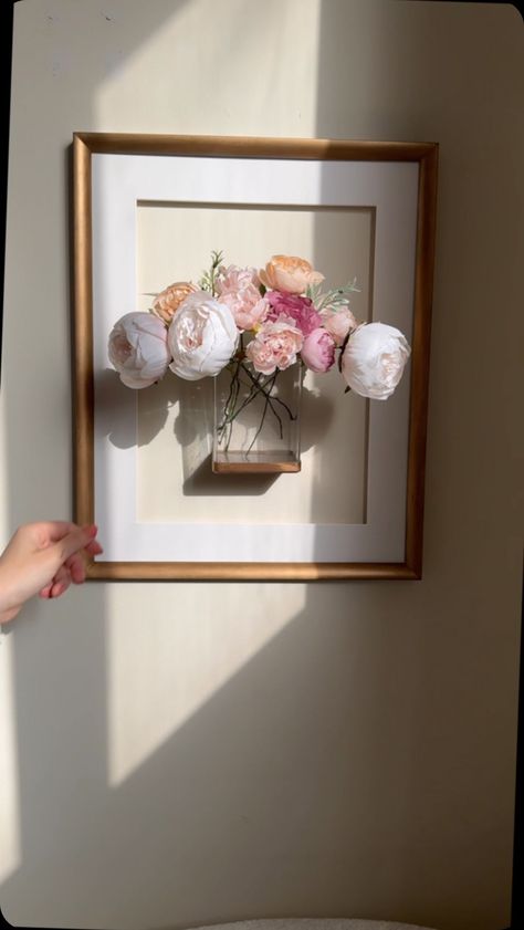 Sandy | wall vase diy , i tried this decor trend and am obsessed 😍, can be used for real or artificial flowers 💐 #diy #diydecor #wallhanging… | Instagram Small House Wall Decor, Flower Vase On Wall, Flower Decorations Diy Wall Art, Wall Vase Diy, Bedroom Wall Decor Ideas Small Rooms, Diy Floral Wall Decor, Wall Vases With Flowers, Flower Wall Living Room, Room Decor Diy Aesthetic Room Decor Diy