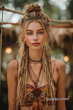 Boho Portraits, Partial Dreads, Festival Hairstyles, Temporary Hair Color Spray, Coachella Hair, Hair Color Spray, Art Models, Colored Hair Extensions, Look Festival