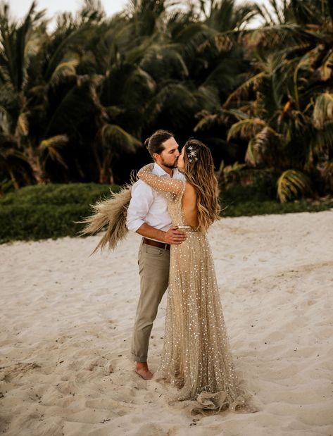 Intimate Boho Meets Glam Beach Wedding in Tulum - Green Wedding Shoes Beach Wedding Maldives, Boho Beach Wedding Hair, Wood Photoshoot, Glam Beach Wedding, Wedding Decorations Reception, Spiritual Wedding, Wedding Tulum, Beach Wedding Aisles, Intimate Beach Wedding