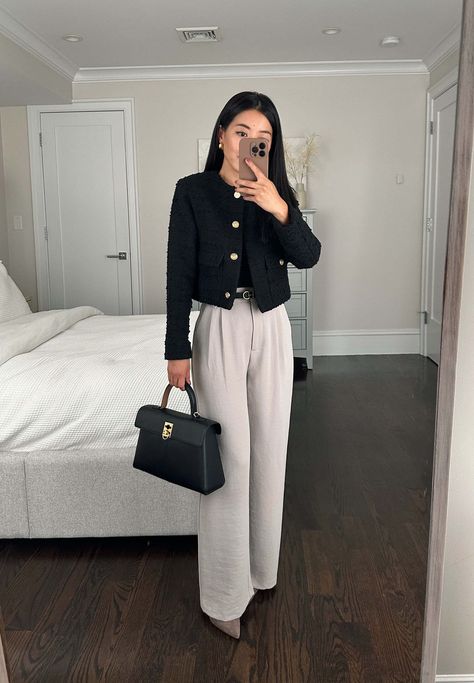 Comfortable Business Professional Outfits, Tweed And Jeans, Woman Blazer Outfit, Blazer Outfits Classy, Jw Outfits, Tweed Blazer Outfit, Networking Event Outfit, Event Outfit Ideas, Dress With Blazer