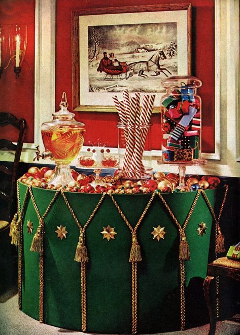 Let these unique 1960s Christmas party decor ideas inspire your modern-day party planning 1 Nutcracker Christmas Decorations, Christmas Tablescape, Mid Century Christmas, 12 December, American Home, Décor Boho, Old Fashioned Christmas, Christmas Past, Christmas Memory