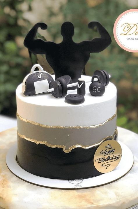 Birthday Cakes For Gym Lovers, Birthday Cakes For Men 18th, Body Builder Cake Ideas, Gym Inspired Cake, Fitness Cake Design For Men, Sport Cakes For Men, Sport Cake Ideas, Birthday Cake For Fiance Male, 16 Birthday Cake For Boys