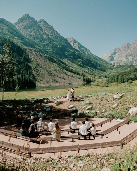 NEW on the website: Everything you need to know about getting married at Maroon Bells! All the questions answered about how to book the amphitheater, parking passes, best time of the day for photos… check out my guide for the most scenic photo spot in Colorado - link in bio! #bethexperience #aspenwedding #maroonbellswedding #maroonbellselopement #aspenphotographer Aspen Snowmass, Aspen Wedding, Maroon Bells, Scenic Photos, Majestic Mountains, Outdoor Weddings, Adventure Elopement, Elopement Photography, Beautiful Couple