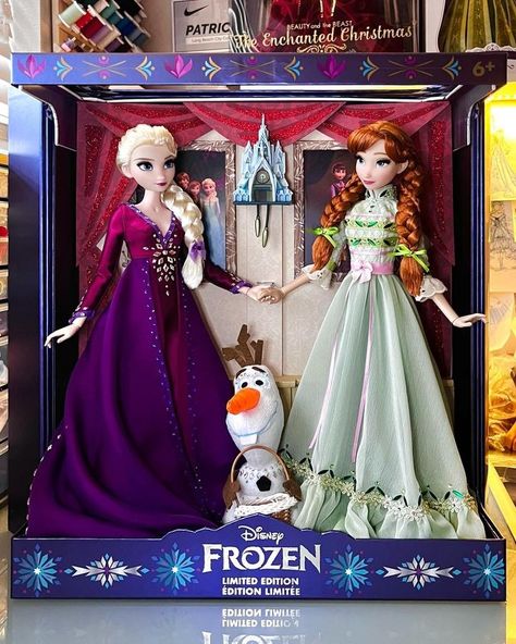 All Posts • Instagram Elsa Dolls, Disney Collector Dolls, Elsa Toys, Elsa And Anna Dolls, Elsa Fanart, Frozen Dolls, Disney Princesas, Elsa Doll, Barbie 90s