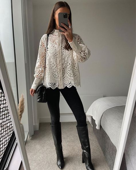 whatemwore on LIKEtoKNOW.it (LTK) Outfit With Blouse, Look Office, Look Formal, Corporate Outfits, Modieuze Outfits, Casual Work Outfits, Casual Fall Outfits, Looks Style, Business Outfits