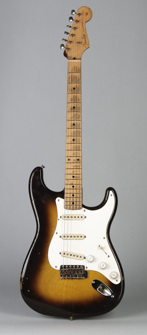 Eric Clapton's 1956 Fender Stratocaster "Brownie" – Ground Guitar Eric Clapton Guitar, Guitar Fender, Famous Guitars, Filmy Vintage, Electric Guitar Design, Stratocaster Guitar, Fender Electric Guitar, Guitar Photos, Guitar Amps