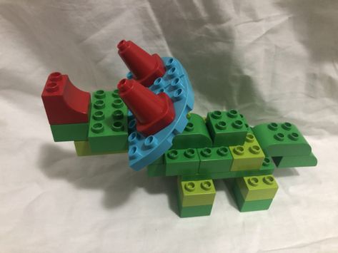 Triceratops built using Lego Duplo bricks Dinosaur Classroom, Fun Facts For Kids, Dinosaur Eggs, Lego Activities, Diy Gifts For Kids, Dinosaur Pattern, Dino Party, Toddler Play, Lego Duplo