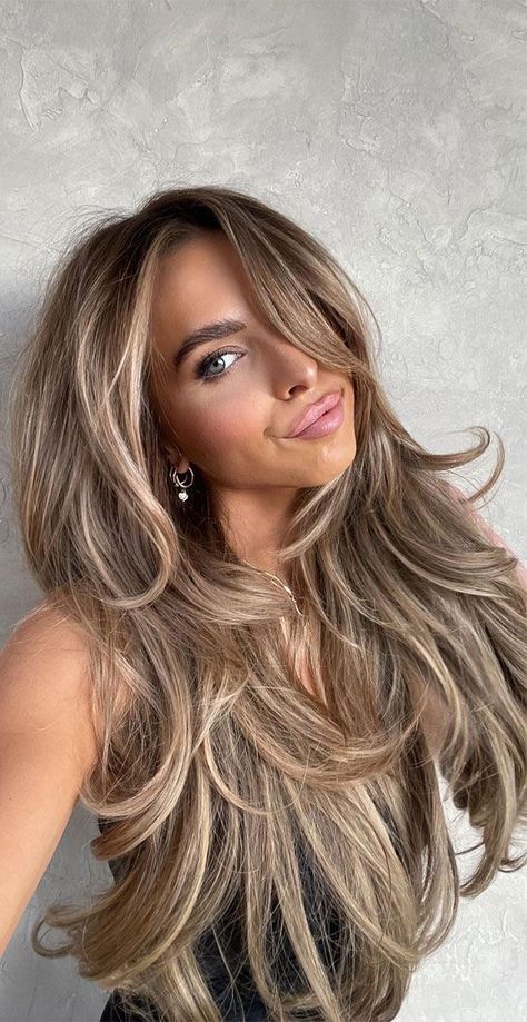 حفل توديع العزوبية, Rambut Brunette, Brown Hair Inspo, Fesyen Rambut, Brunette Hair With Highlights, Vlasové Trendy, Brown Hair Balayage, Blonde Hair Inspiration, Blonde Hair Looks