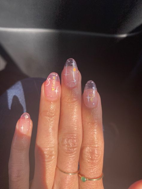 Korean Jelly Nails Simple, Jelly Nails Aesthetic Short, Pink Jelly Nails Acrylic Short, Gel Nail Designs Clear, Jelly Peach Nails, Jelly Clear Nails, Almond Shaped Jelly Nails, Tan Jelly Nails, Cute Clear Nail Designs