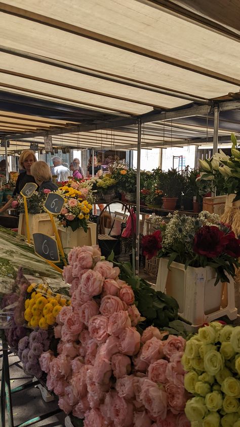 flowers market tent peonies Paris Market Aesthetic, Pink Peony Aesthetic, Flower Market Aesthetic, Bestie Trip, Paris Flower Market, Peony Aesthetic, Market Aesthetic, Paris Markets, Paris Aesthetic