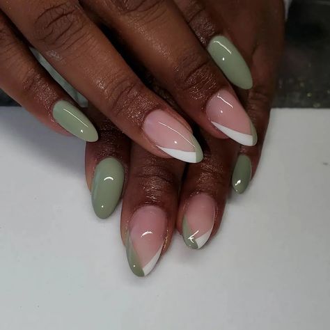 33+ Beautiful Design Ideas For Sage Green Nails