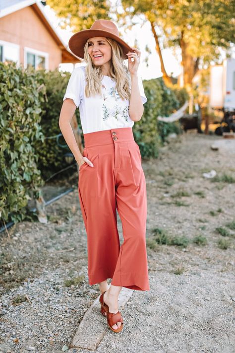 albion wide leg pants - Stripes in Bloom Rust Pants, Pregnancy Fashion Winter, Athleisure Outfit, Albion Fit, Winter Maternity, Floral Sneakers, 4th Of July Outfits, Summer Outfit Inspiration, Athleisure Outfits