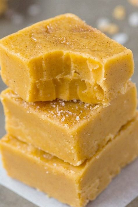 Healthy 4 Ingredient Pumpkin Fudge- Smooth, creamy and ready in minutes, this secretly healthy fudge has a hint of pumpkin and NO condensed milk, butter, refined sugar free and dairy free! {vegan, gluten free, paleo recipe}- thebigmansworld.com Pumpkin Fudge Condensed Milk, Pumpkin Fudge Easy, Easy Pumpkin Fudge, Dairy Free Fudge, Healthy Fudge, Nutella Fudge, Pumpkin Fudge, English Toffee, Paleo Recipe