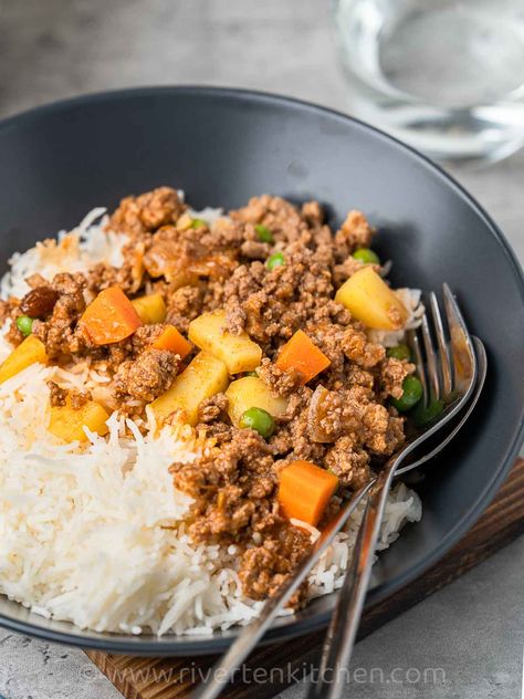 Filipino Picadillo (Giniling Recipe) Picadillo Recipe Filipino, Pork Giniling Recipe, Filipino Picadillo, Giniling Recipe, Picadillo Recipe, Kitchen Dinner, Potatoes Carrots, Dinner Recipes Chicken, Macro Meals