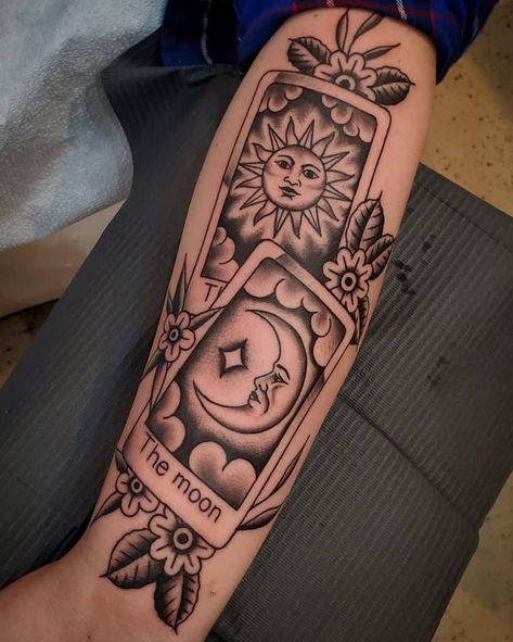 Top 35 Best Sun and Moon Tattoos - [2021 Inspiration Guide] Tattoos Tarot, Sun And Moon Tattoos, Half Moon Tattoo, Moon Sun Tattoo, Traditional Tattoo Inspiration, Tarot Card Tattoo, Tarot Tattoo, M Tattoos, Sun And Moon Tattoo