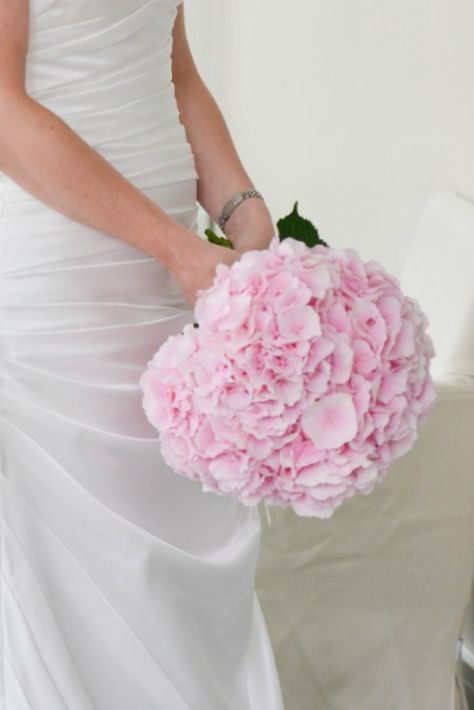 Simple and elegant pink hydrangea wedding bouquet Blush Pink Hydrangea Bouquet, Blush Hydrangea Bouquet, Peony Hydrangea Bouquet, Hydrangea Wedding Bouquet Pink, Hydrangea Bouquet Pink, Bouquet Wedding Pink, Wedding Bouquets Hydrangea, Pink Bride Bouquet, Pink Bouquet Wedding