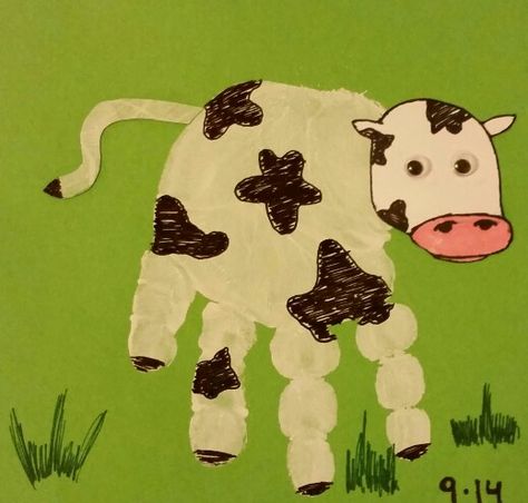 Myiah's hand cow :) #handprint #cow #art #toddler Cow Handprint, Cow Footprint, Hand Print Art, Square 1 Art, Farm Animals Activities, Baby Art Projects, Footprint Crafts, Barn Wood Crafts, Farm Crafts