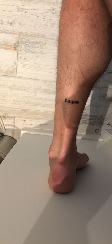 Lagom, swedish word for not too much not too little, just the right amount Swedish Words Tattoo, Lagom Tattoo, Swedish Tattoo Ideas, Swedish Tattoo, Tattoos 2024, Toe Tattoos, Stick N Poke Tattoo, Poke Tattoo, Art Things