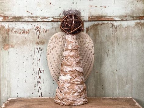 Farmhouse Angel Tree Topper, Diy Tree Topper, Diy Angels, The Shabby Tree, Crochet Angels, Shabby Tree, Christmas Topper, Farmhouse Crafts, Beautiful Angels