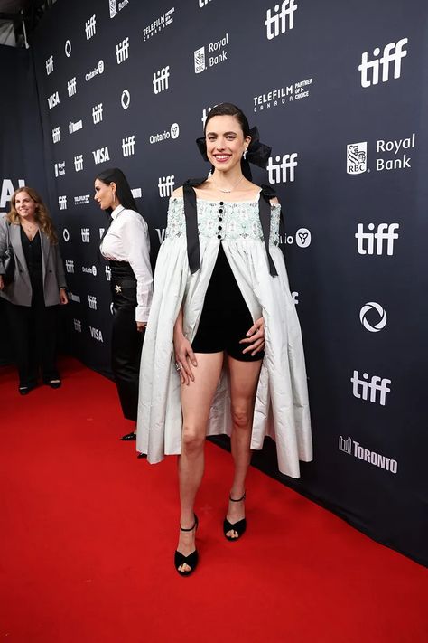 Toronto International Film Festival 2024 Red Carpet Arrivals [PHOTOS] 2020s Fashion, Chanel 2024, Elizabeth Berkley, Margaret Qualley, Red Carpet Style, Toronto Film Festival, Toronto International Film Festival, Demi Moore, Kate Hudson