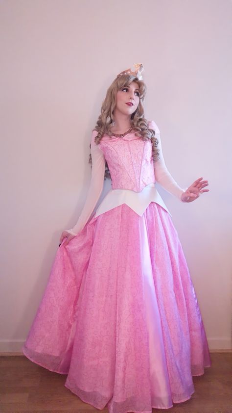 Kiyomi Cosplay Aurora Sleeping Beauty Dress, Aurora Cosplay, Sleeping Beauty Cosplay, Princess Aurora Dress, Sleeping Beauty Dress, Sleeping Beauty Costume, Disney Skirt, Disney Princess Cosplay, Disney Princess Aurora