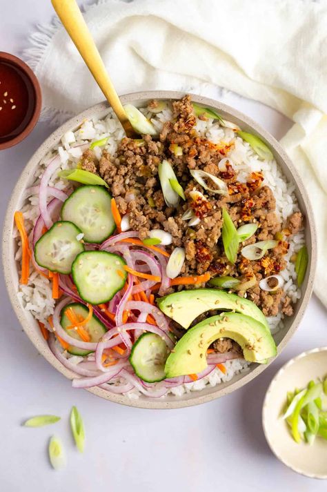 Korean Inspired Ground Turkey Bowls | Begin With Balance Beef Gochujang, Beef Bowl Recipe, Gochujang Recipe, Korean Beef Recipes, Neuer Wallpaper, Korean Ground Beef, Korean Beef Bowl, Beef Bowl, Beef Bowls