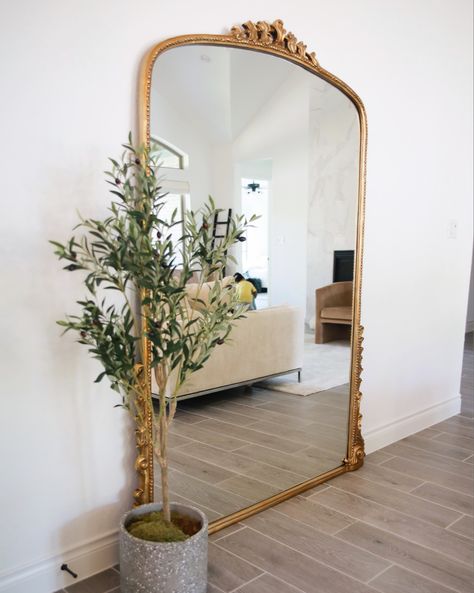 My mirror is currently in a huge sale! 




Floor mirror, primrose mirror, gold mirror, living room Anthropology Mirror Decor, Anthro Mirror Entryway, Anthropologie Mirror Living Room, Mallorca Decor, Anthropologie Bedroom Decor, Anthropologie Living Room Inspiration, Anthropologie Home Decor Inspiration, Anthropology Mirror, Gold Mirror Living Room