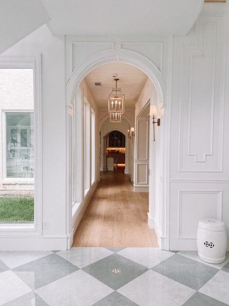 Hamptons Interior Design, Style Hallway, Arch Entryway, Mediterranean Interior, Hallway Inspiration, Arch Interior, Welcome To My House, Farmhouse Remodel, Rustic Home Design