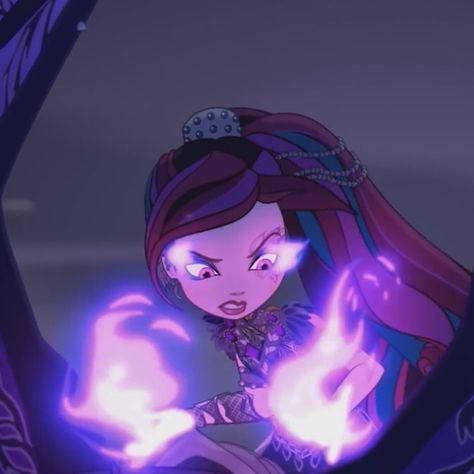 Ever After High Screencaps, Evil Raven Queen, Ever After High Poster, Raven Queen Pfp, Eah Raven Queen, Raven Ever After High, Eah Pfp, Ever After High Pfp, Ever After High Aesthetic