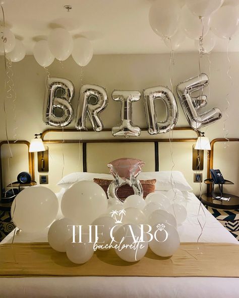 Bachelorette Decorations Hotel, Bachelorette Hotel Room Decorations, Bachelorette Party Hotel Room, Bachelorette Party Room, Hotel Bachelorette Party, Cabo Bachelorette, Gold Bachelorette Party Decorations, Hotel Room Decoration, Gold Bachelorette Party