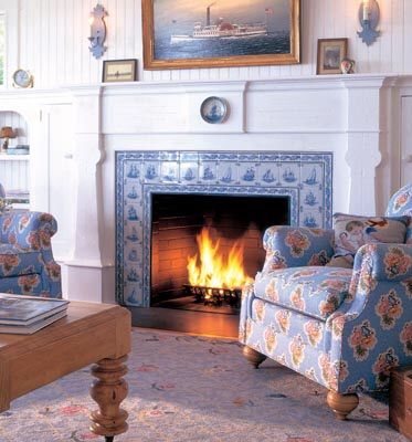 Ideas For Small Houses, Bedroom Fireplaces, Traditional Fireplaces, Fireplace Tile Ideas, Fireplace Design Ideas, House Fireplace, Tiled Fireplace, Design Fireplace, French Fireplace