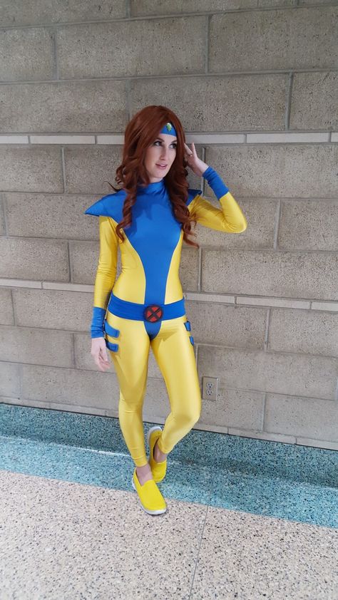 Jean Grey cosplay from LA Comic Con SDCC X-Men Cosplay Jean Grey Cosplay, Jean Grey Costume, Mera Cosplay, Modern Rockabilly, Xmen Cosplay, Men Cosplay, Rockabilly Pinup, Live Action Movie, Action Movie